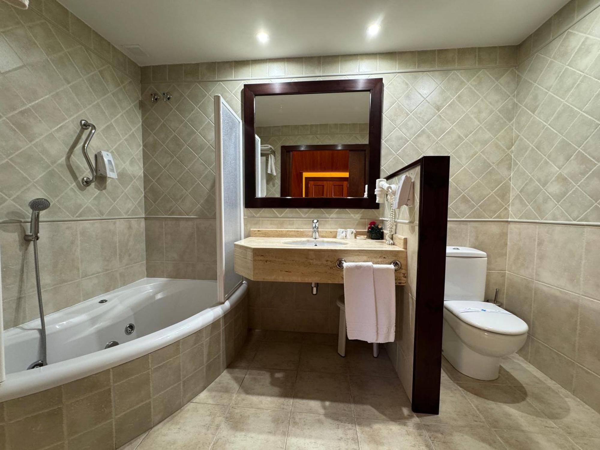 Hotel Cotiella 캄포 외부 사진