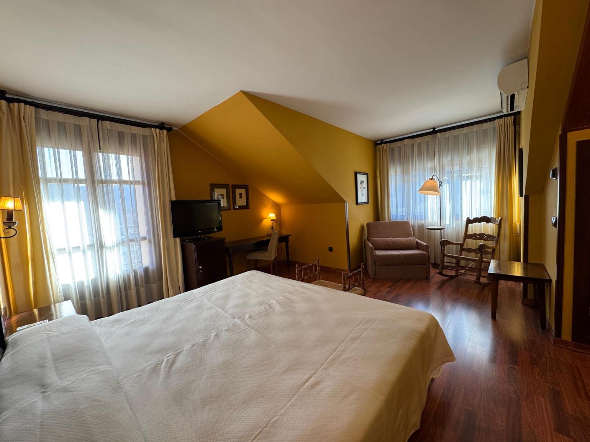 Hotel Cotiella 캄포 외부 사진