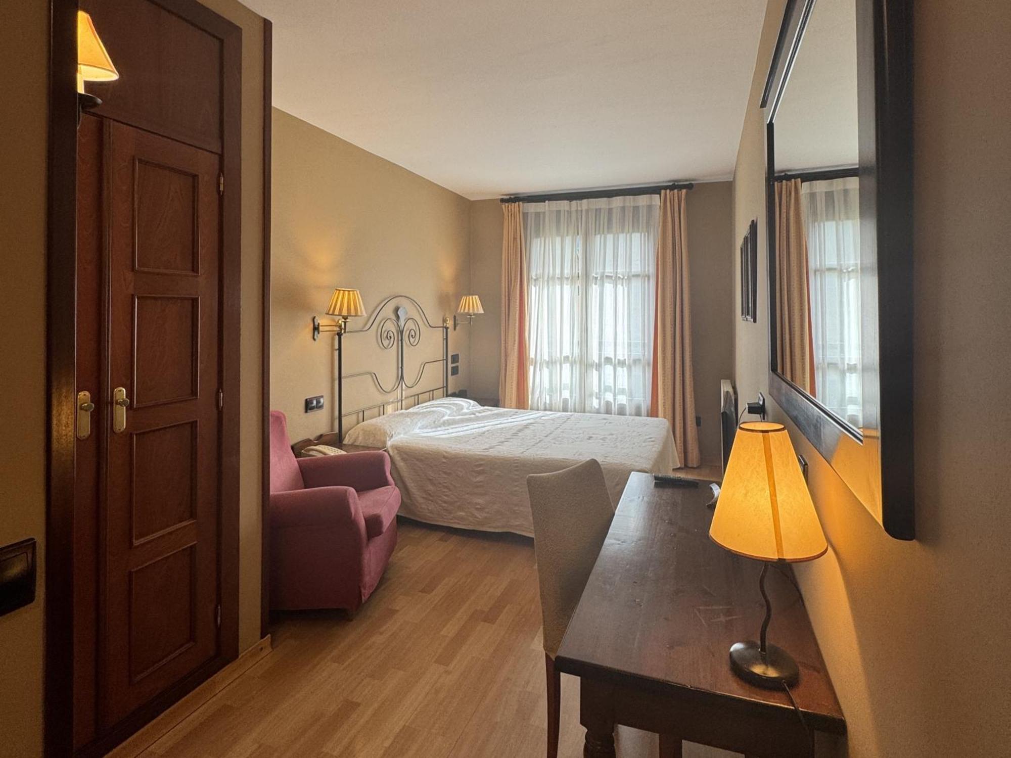 Hotel Cotiella 캄포 외부 사진
