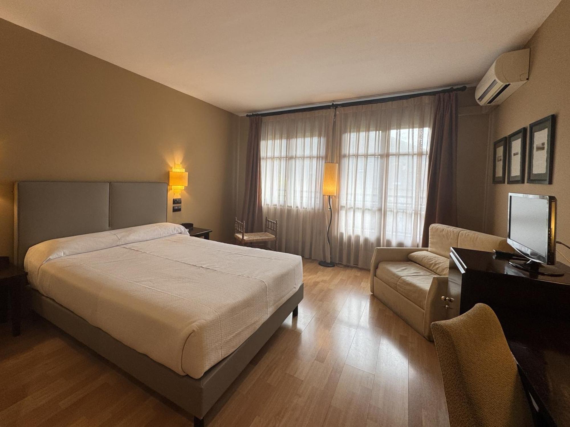 Hotel Cotiella 캄포 외부 사진